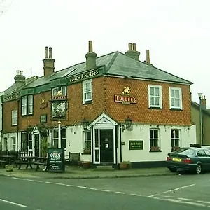 Hotel The Coach And Horses, Chertsey